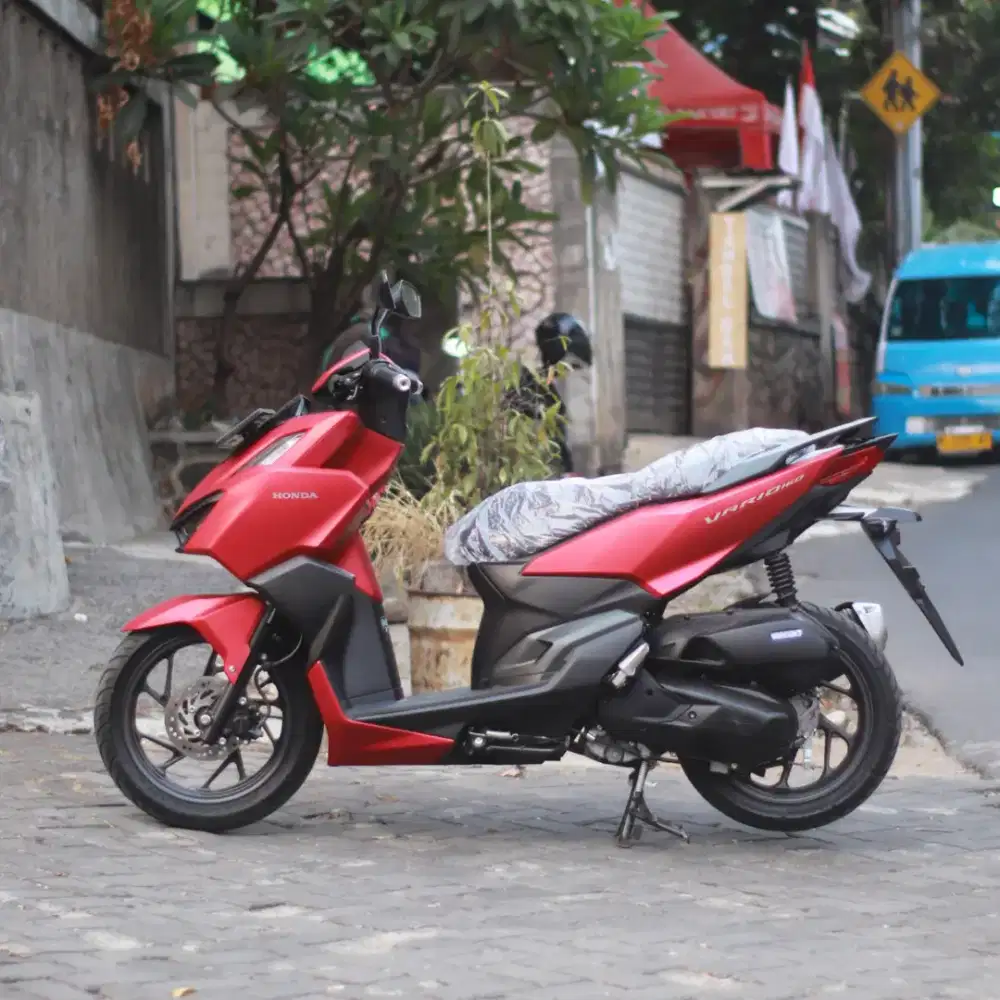 VARIO 160 MERAH TH 2023, BERGARANSI