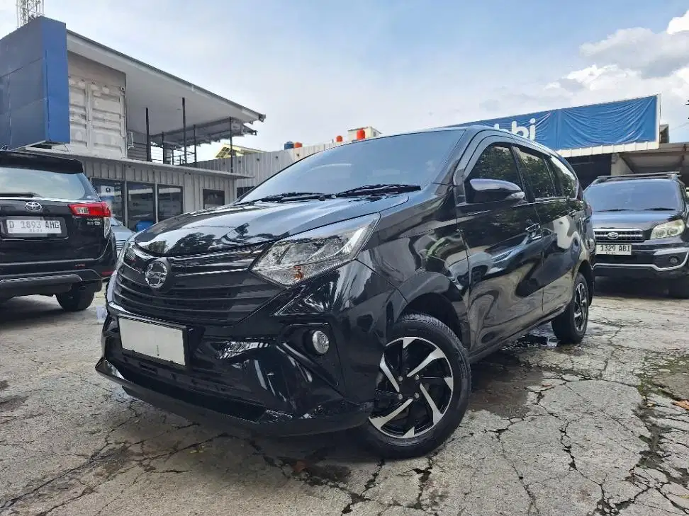 [OLXmobbi] DP RENDAH - Daihatsu Sigra 1.2 R Bensin-AT 2023