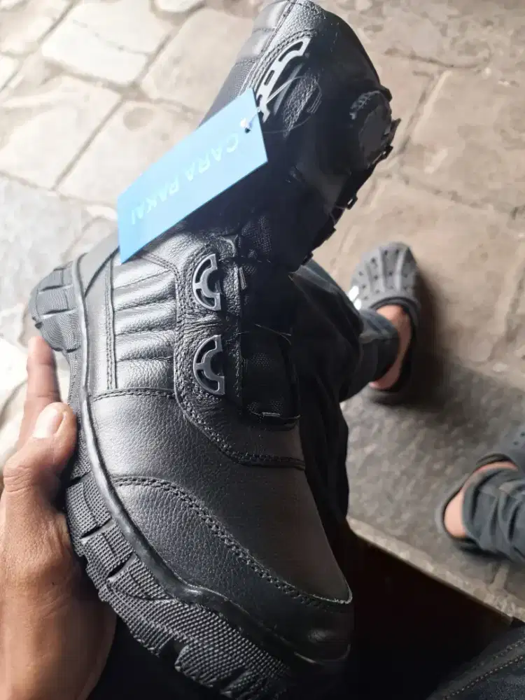 sepatu PDL tali putar