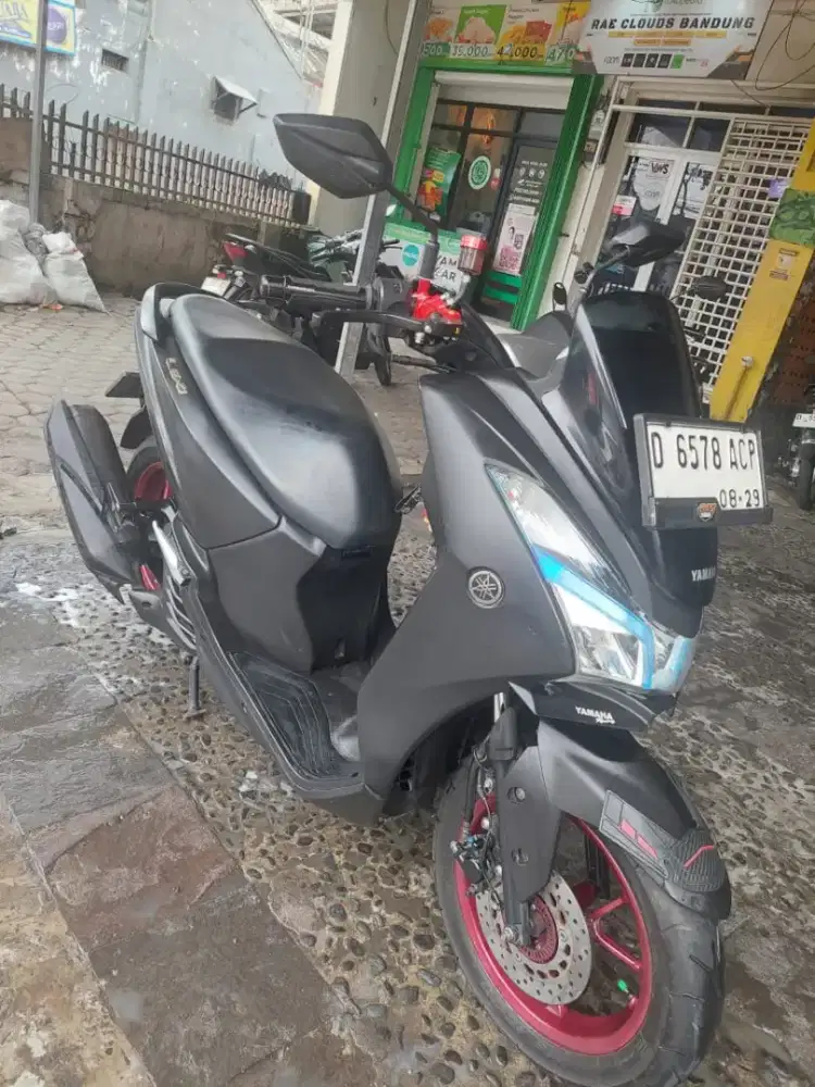 Di jual yamaha lexi 2019