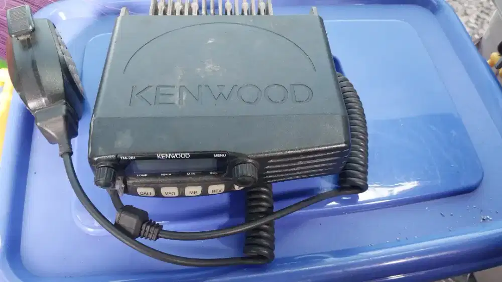 RADIO RIG KENWOOD TM 281 BEKAS