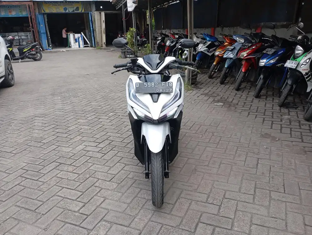 [PROMO DES] Honda Vario 125 LED new Tahun 2022 Surat Komplit