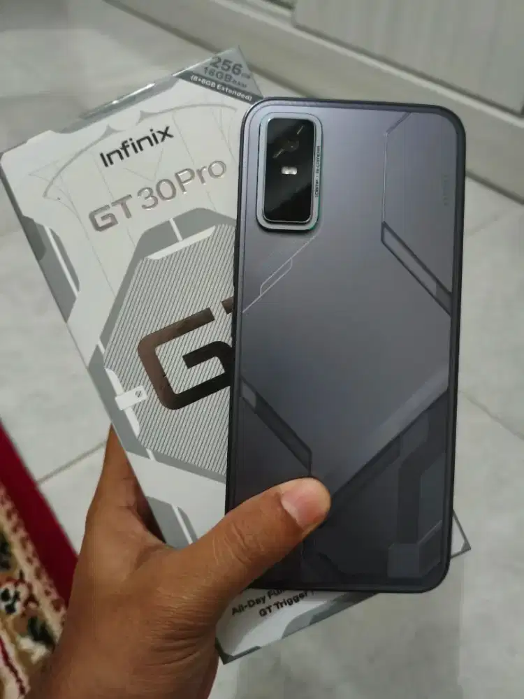Infinix GT 30 Pro 5g ram 8/256gb