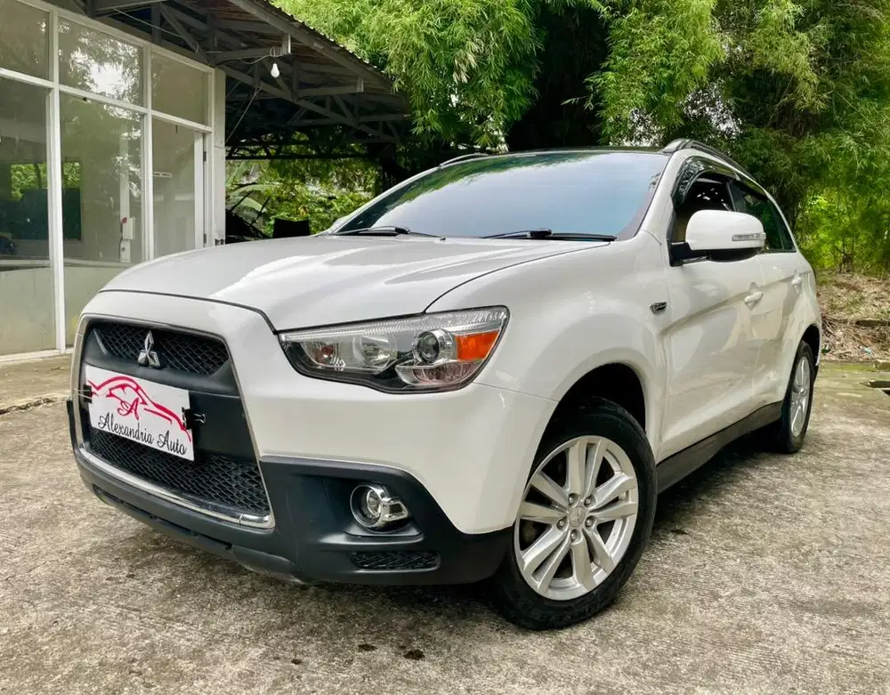 Mitsubishi Outlander Sport PX 2013 panoramic Putih Super Terawat