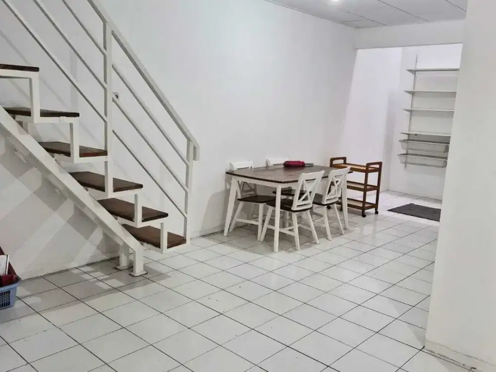 Ss3412- Murah Dijual Rumah Semi Furnish 6x17 Siap Huni di Kelapa Puan