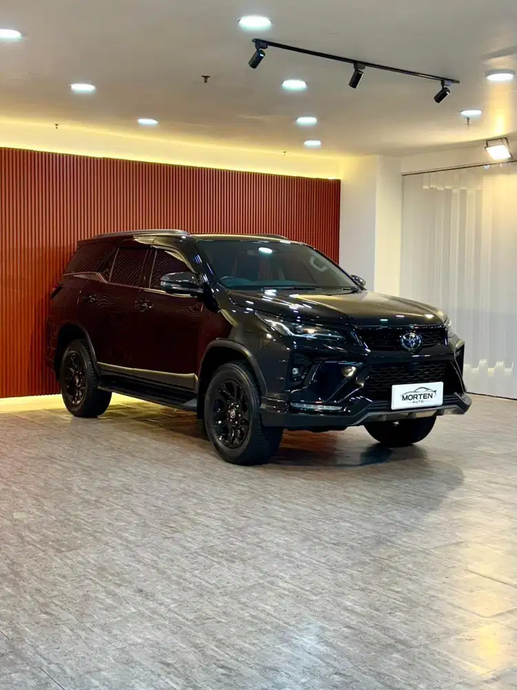 Fortuner Legender 2.8 GR Sport Tss 2024 odo 12 Ribuan