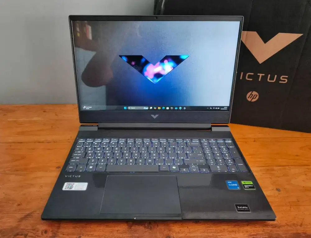 HP Victus 15-fa2717TX i5-13420H 16/512GB RTX 4050 6GB Garansi 2027