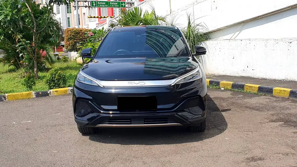 BYD Atto 3 Superior Hitam NIK 2024 Like New Low KM 8RB Record Garansi