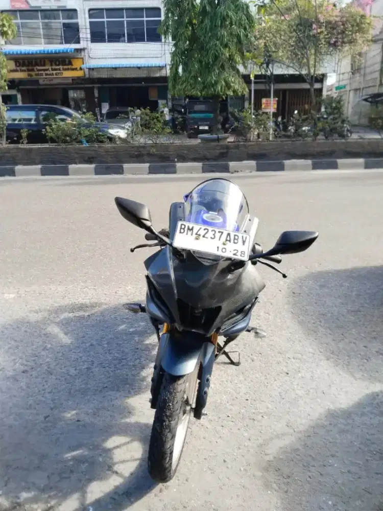 Dijual cepat Yamaha R 15 v4 tahun 2023