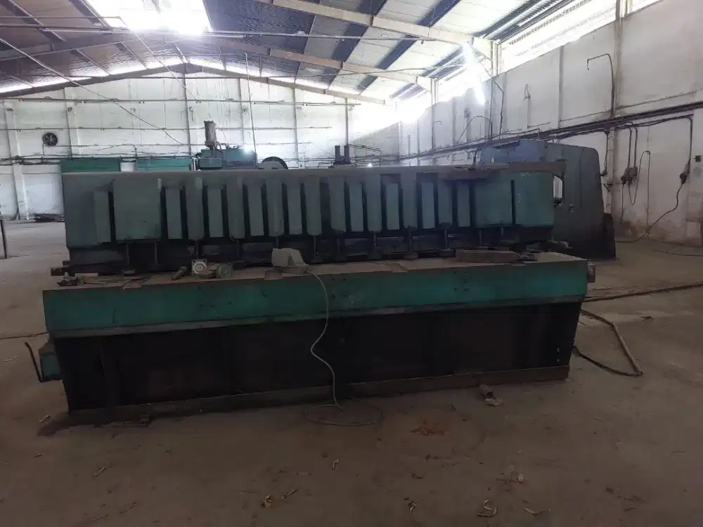 Dijual mesin2 pabrik