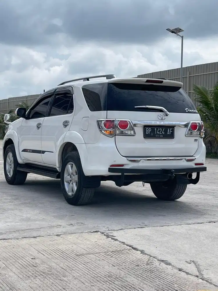TOYOTA FORTUNER G LUXURY AUTOMETI PAJAK HIDUP STNK BPKB LENGKAP PRIBAD