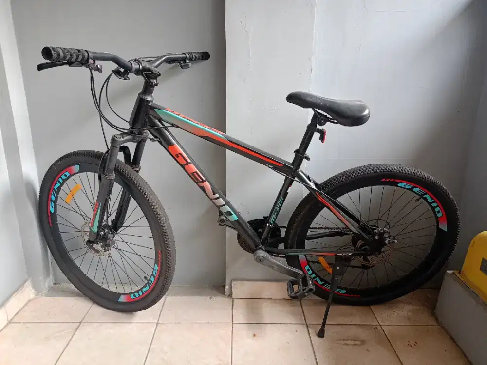 Dijual Cepat Sepeda Gunung Genio