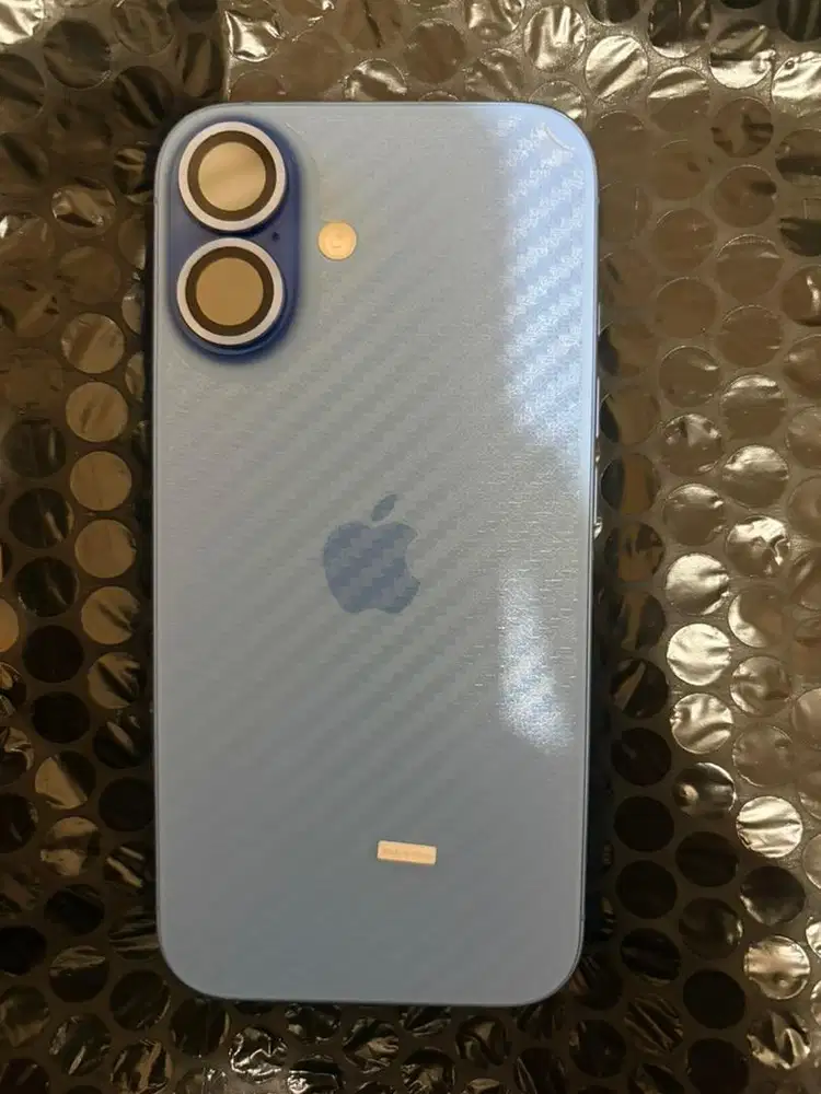 Iphone 16 resmi GDN Ultramarine 128GB mulus 99 persen