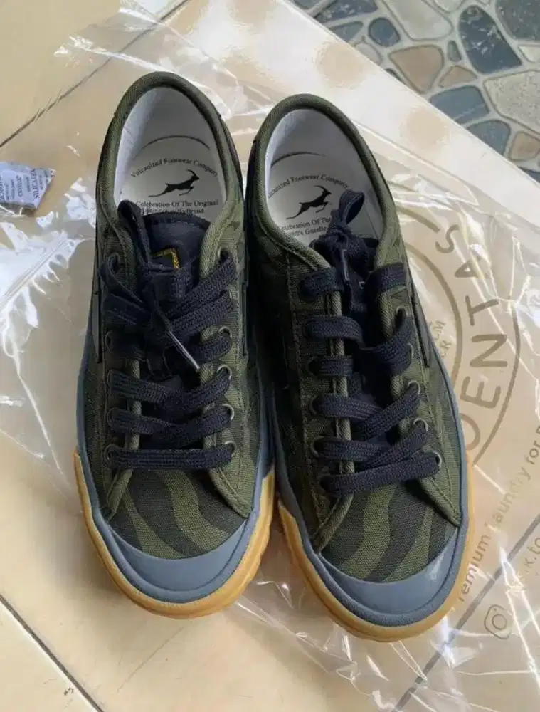 Sepatu Compass Tiger Camo CNY Original