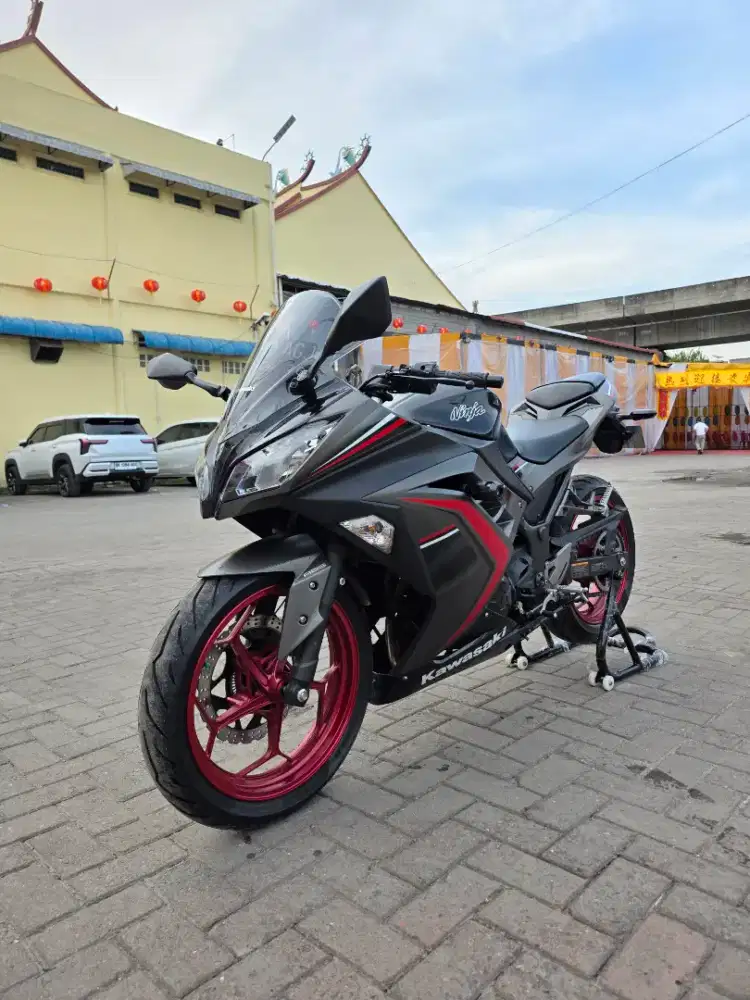 Kawasaki Ninja 250 FI SE ABS Hitam 2016