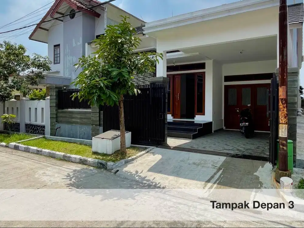 Disewakan/Dikontrakan Rumah 1,5 Lantai (5 Kamar) di Kawaluyaan Bandung