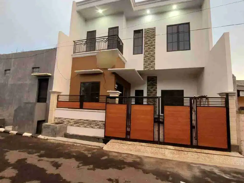 Dijual Rumah Baru Dua Lantai Bagus di Perumahan Ambarapura Kodau Dekat Tol Jatiwarna Bekasi