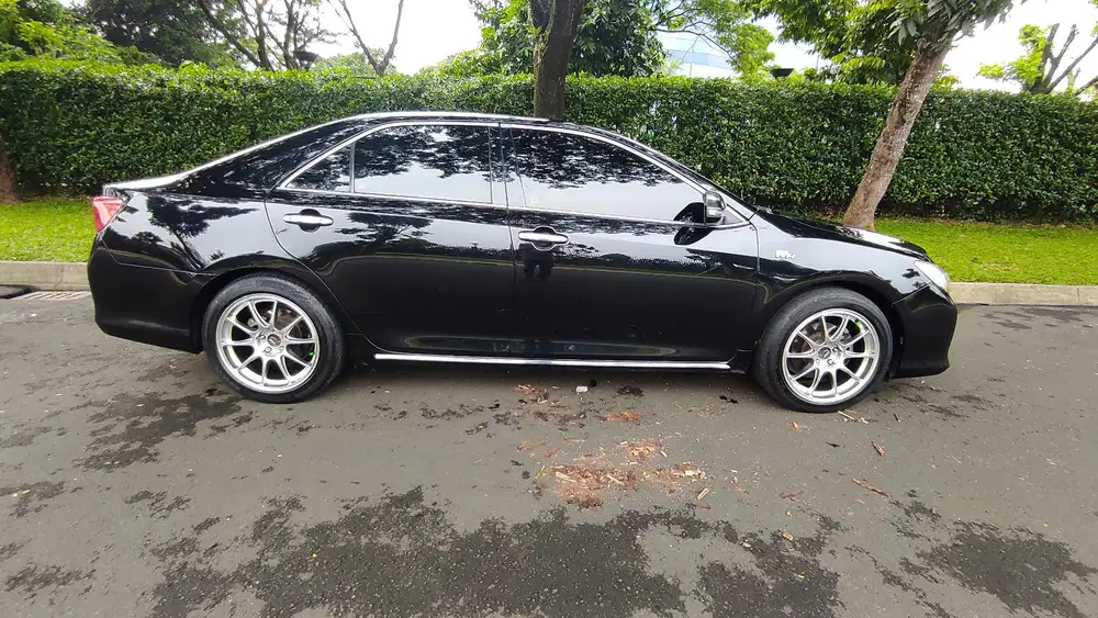 Camry 2.5V 2012 Pribari