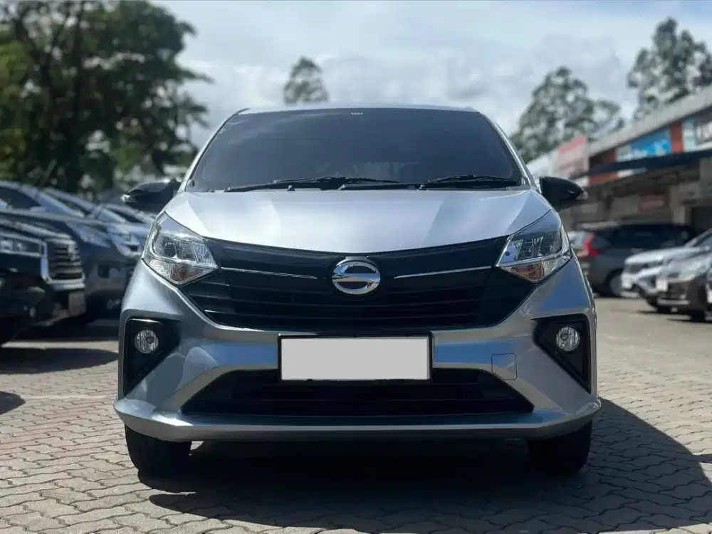 TERMURAH!! DAIHATSU SIGRA 1.2 R AT MATIC 2022 SILVER KM 56RB
