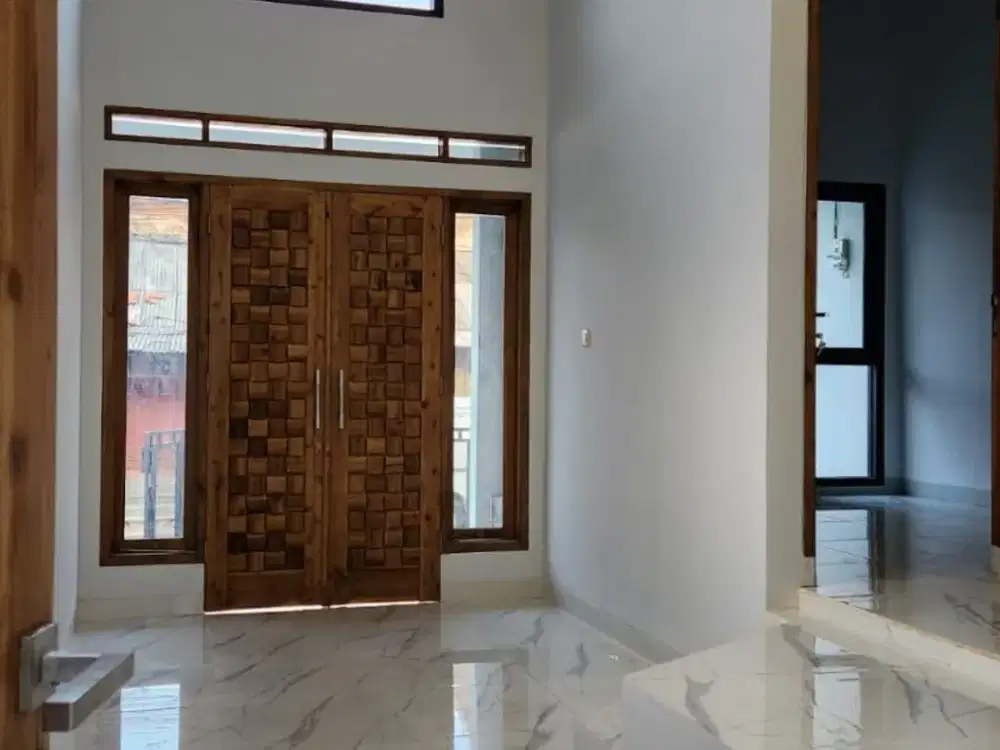 Dijual Rumah Endah di Antapani dkt Cicadas Kiaracondong Arcamanik Supratman