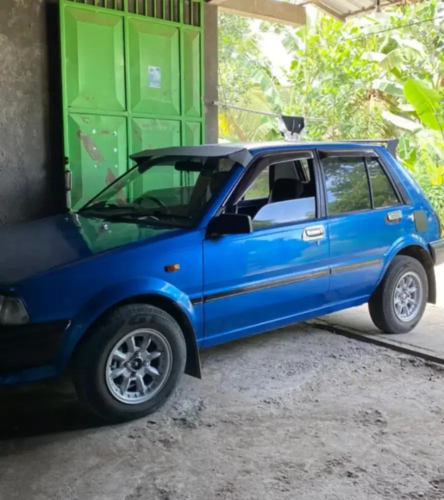 Toyota Starlet _ 1989, terawat - Trenggalek