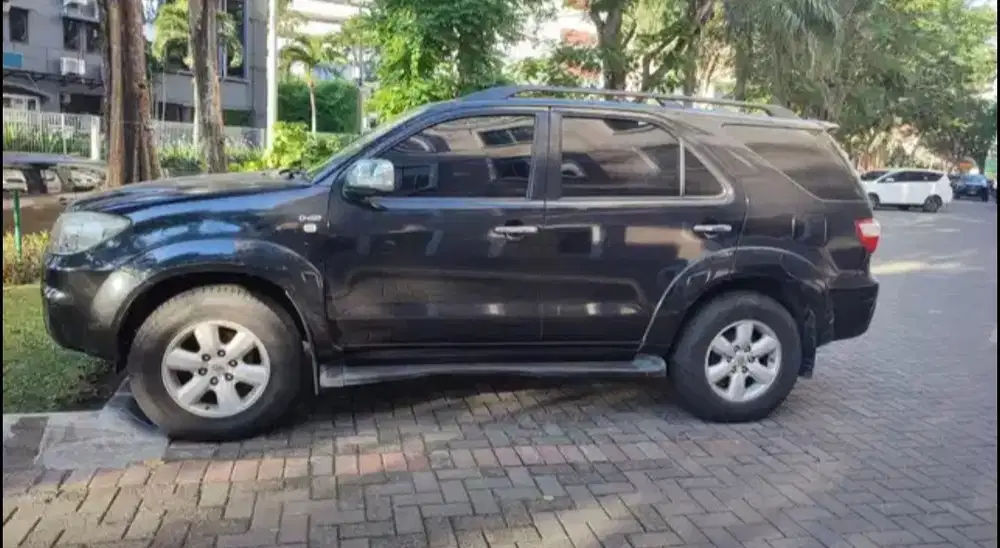 Toyota Fortuner 2010 Diesel