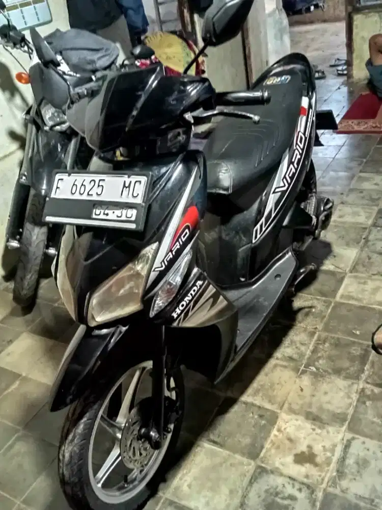 Motor Vario karbu 2010 pjk idup