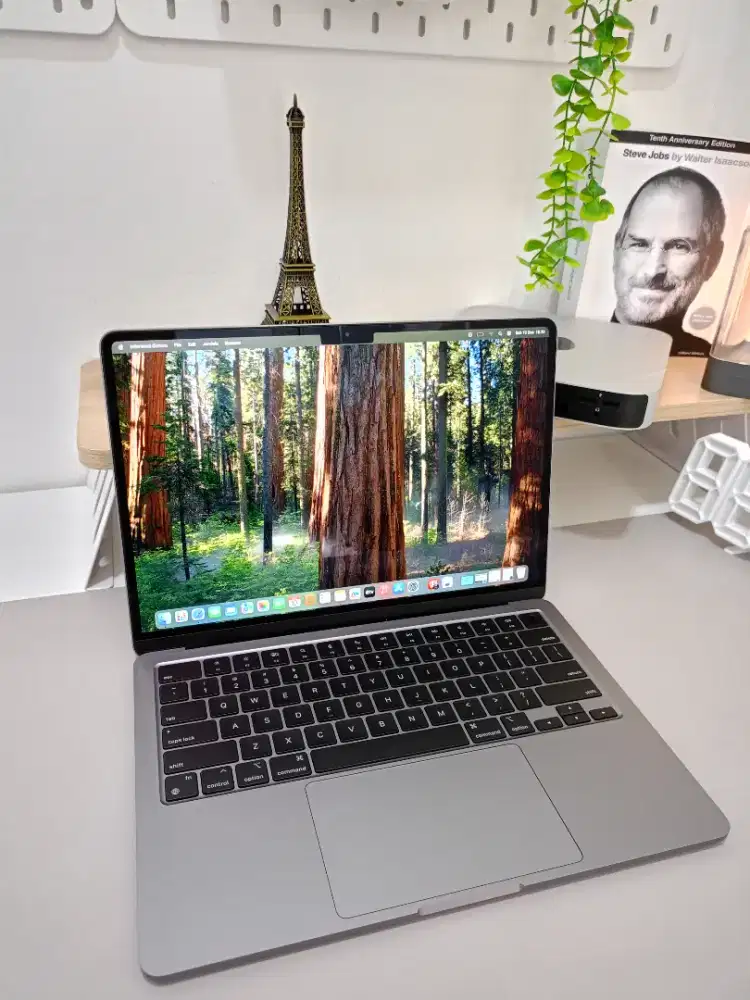 MACBOOK AIR 2022 CHIP M2 13 INCH 8/256 GREY