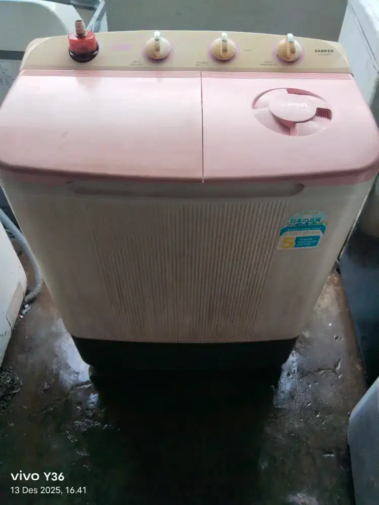 Di jual cepat mesin cuci 2 tabung sanken 8660kg