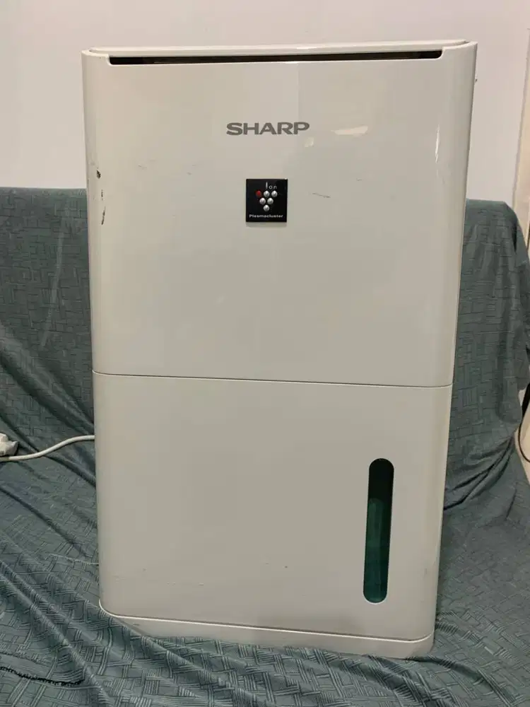 [Second] Dijual Sharp Dehumidifier DW-D12A-W