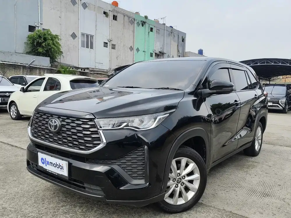 Pajak Panjang - Toyota Kijang Innova 2.0 Zenix V CVT Bensin-AT 2022