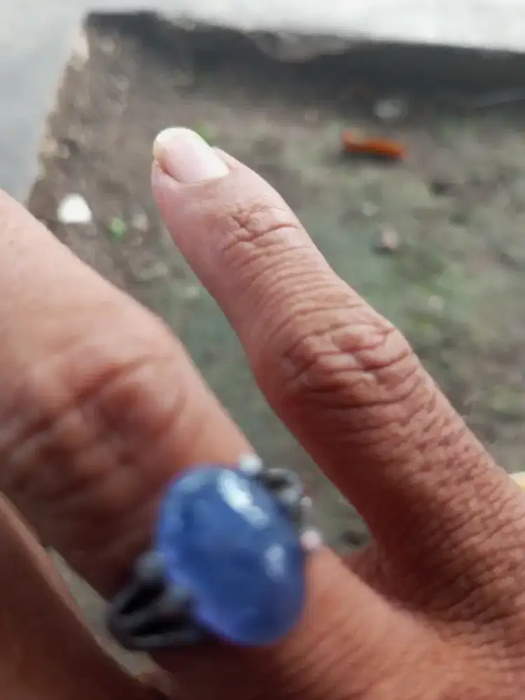 Cincin batu permata natural