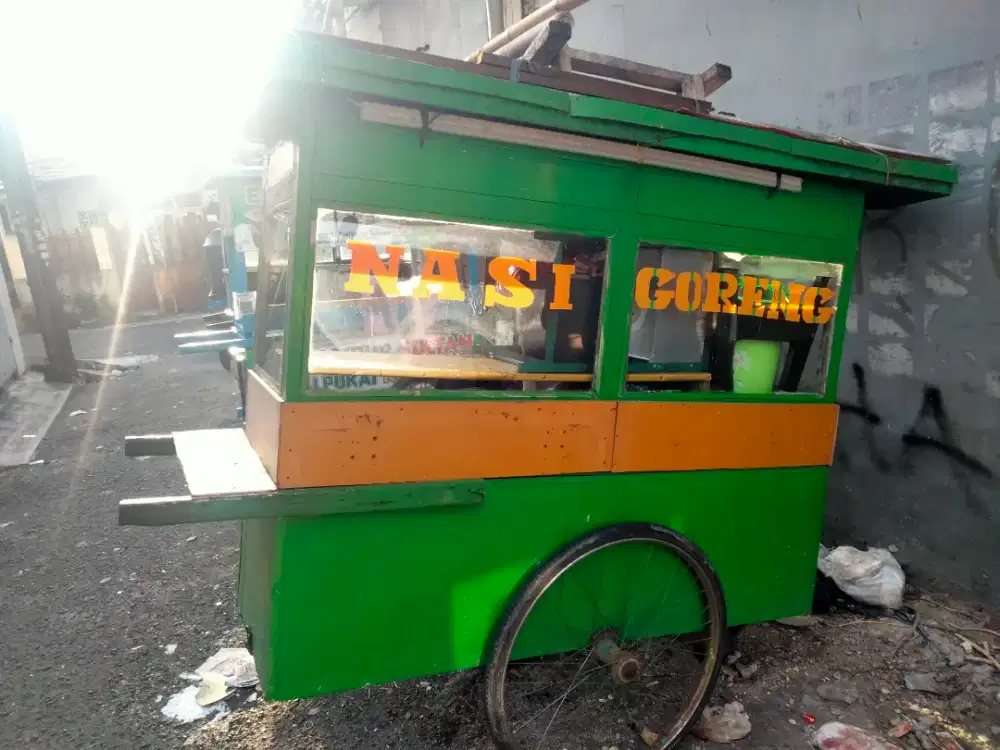 Di jual, grobak nasgor, bekas