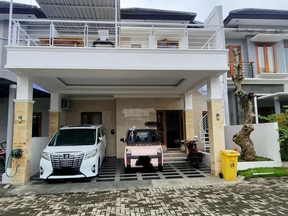 Dijual Murah Rumah Mewah Lokasi di Perumahan Mewah dengan Akses dan Lo