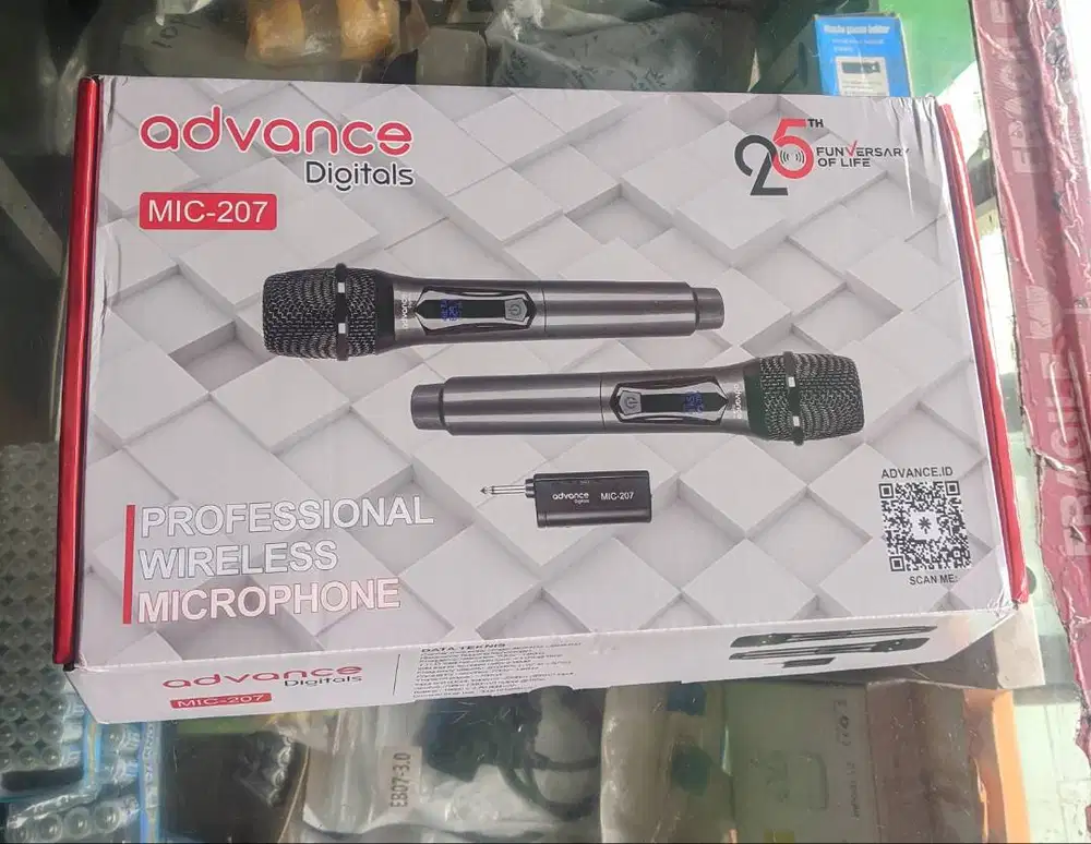Advance MIC207 Double Mic Bluetooth Karaoke Wireless Microphone Suara