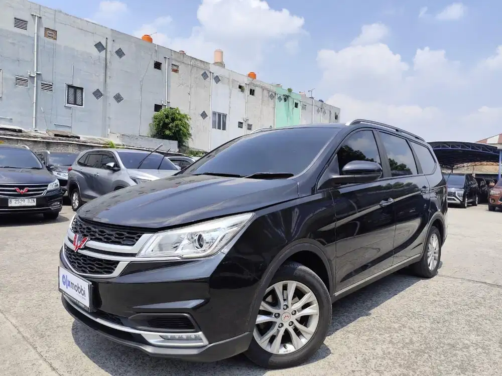 DP MURAH - Wuling Cortez 1.5S T Lux Bensin-AT 2020