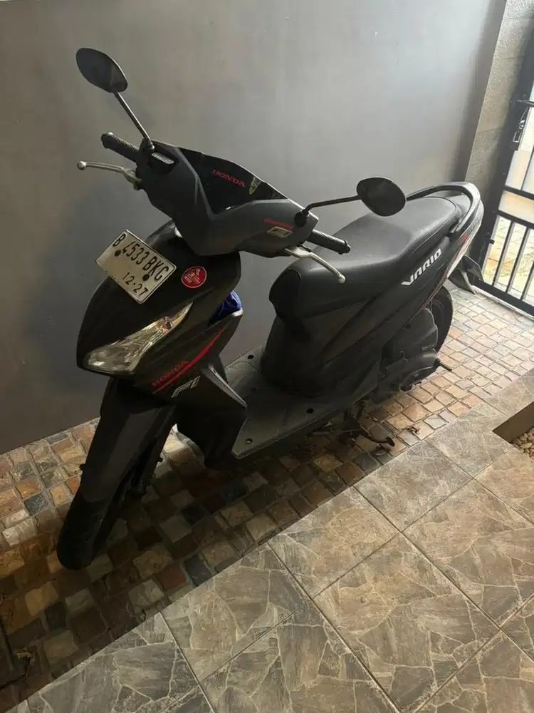vario 110 agnes black doff 2017