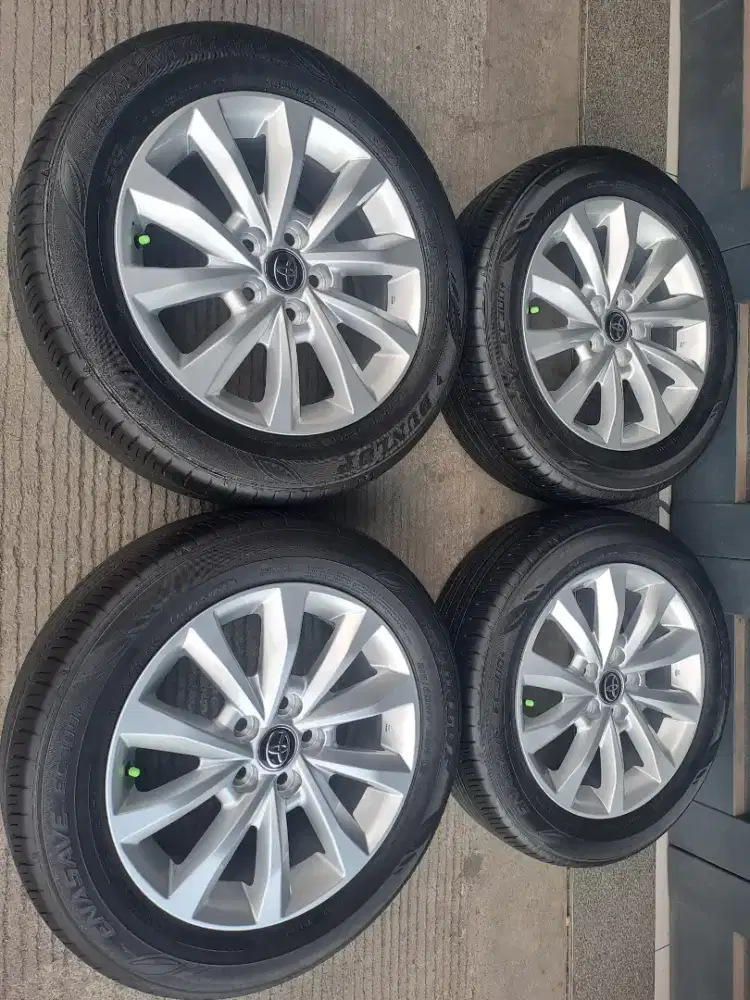 Velg Oem Innova Zenix V R17 5x114 +Ban 90%