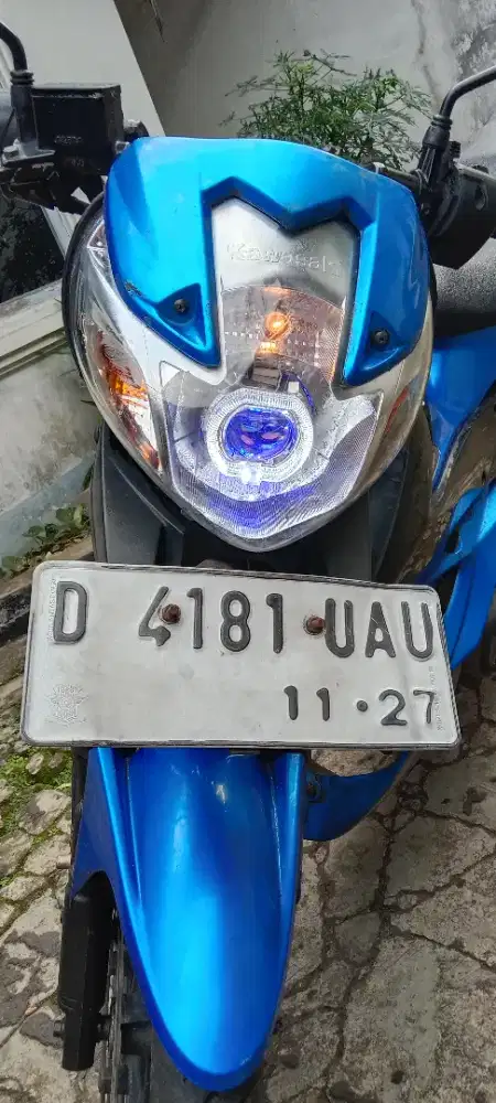 Kawasaki athele biru 125cc tahun 2012