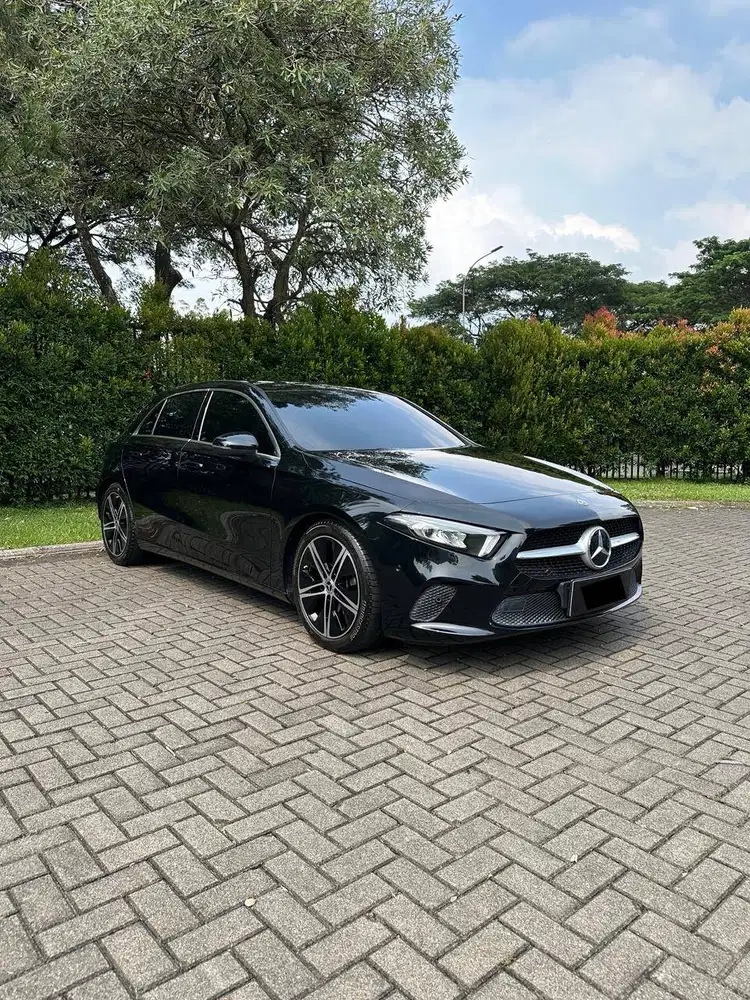 Mercedes Benz A200 HB 2021 NIK 2020