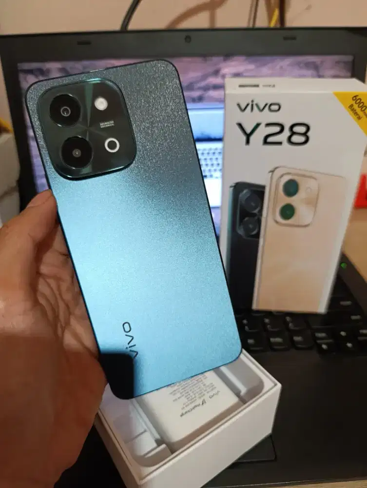 Vivo Y28 8/256gb Lengkap Like New Garansi
