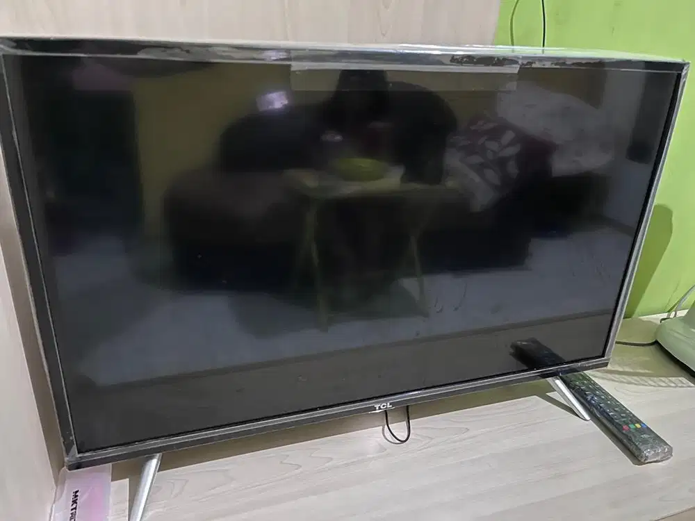 TV merk TCL 32inc
