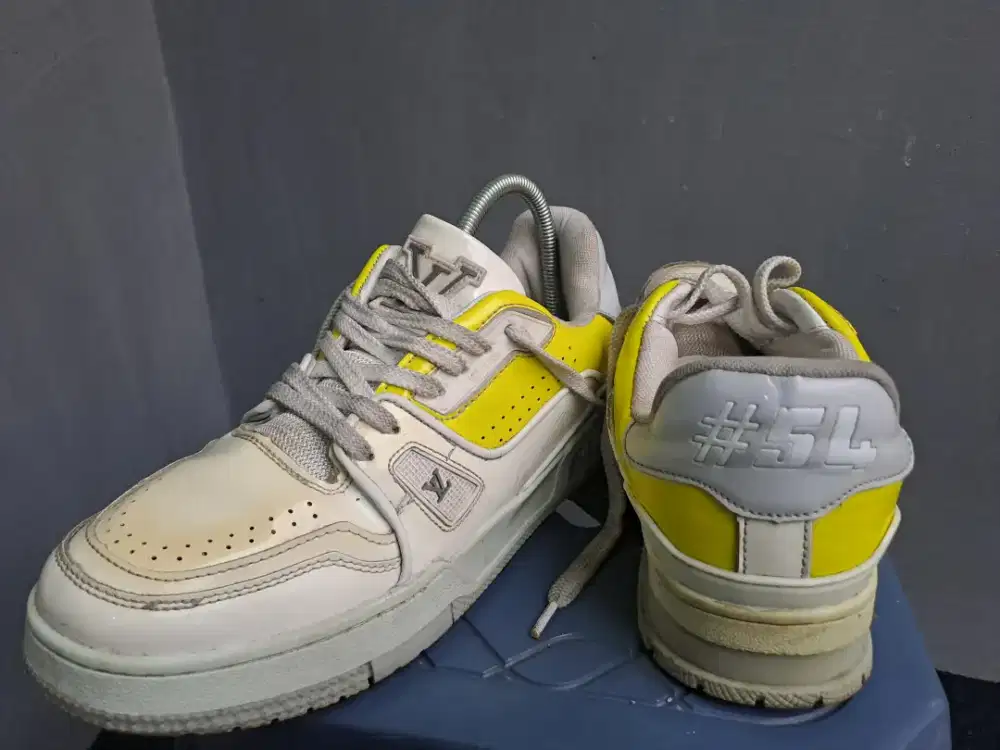 Jual sepatu Luis Vuitton