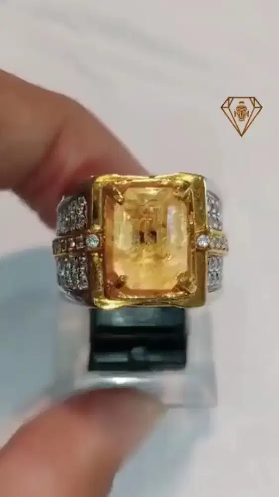 Nego , Permata Yellow Sapphire