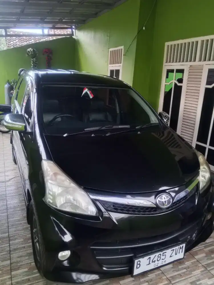 Avanza Veloz 1,5 AT 2012
