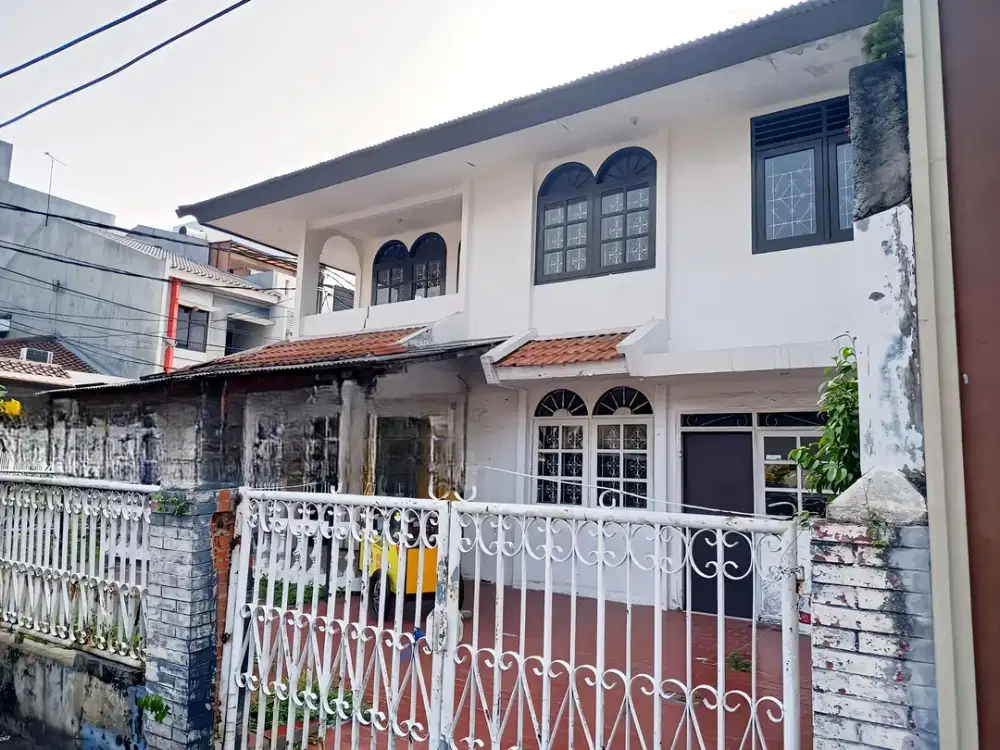 DIJUAL CEPAT! Rumah Luas di Molek Kelapa Gading – Harga Nego