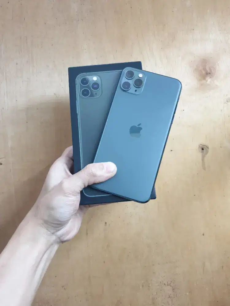 Iphone 11pro Max 256Gb inter Green Alloprator mulus lengkap