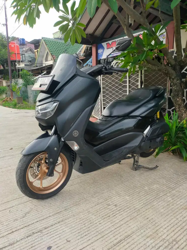 NMAX NEW BLACK MATTE