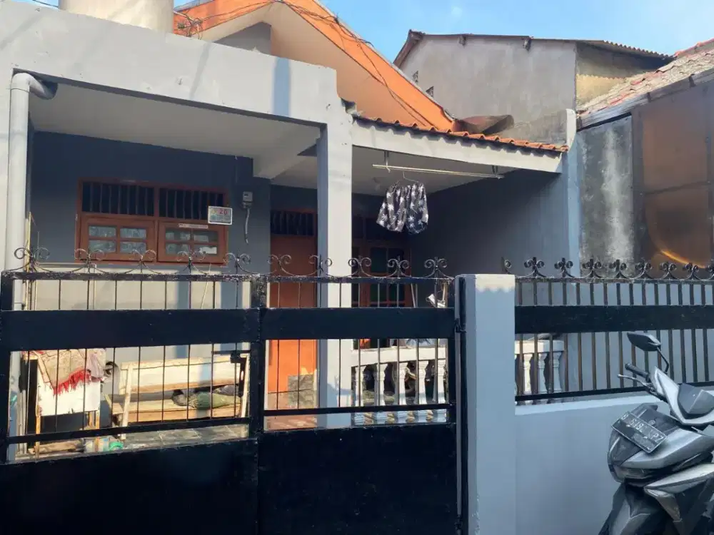 Dijual rumah tinggal 2 lantai