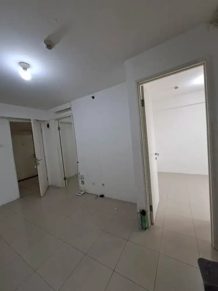 Sewa Apartemen Kosongan Bassura City AC Baru Dua Kamar Tower Geranium